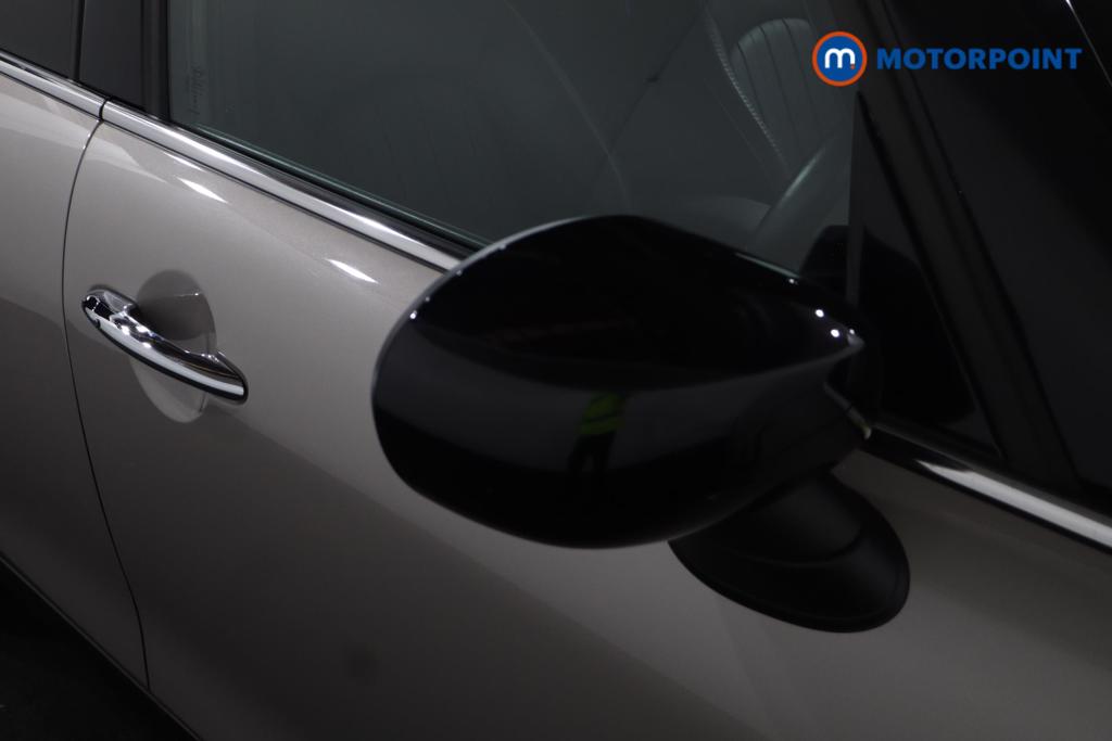 Mini Hatchback Cooper Exclusive Automatic Petrol Hatchback - Stock Number (1599295) - 13th supplementary image