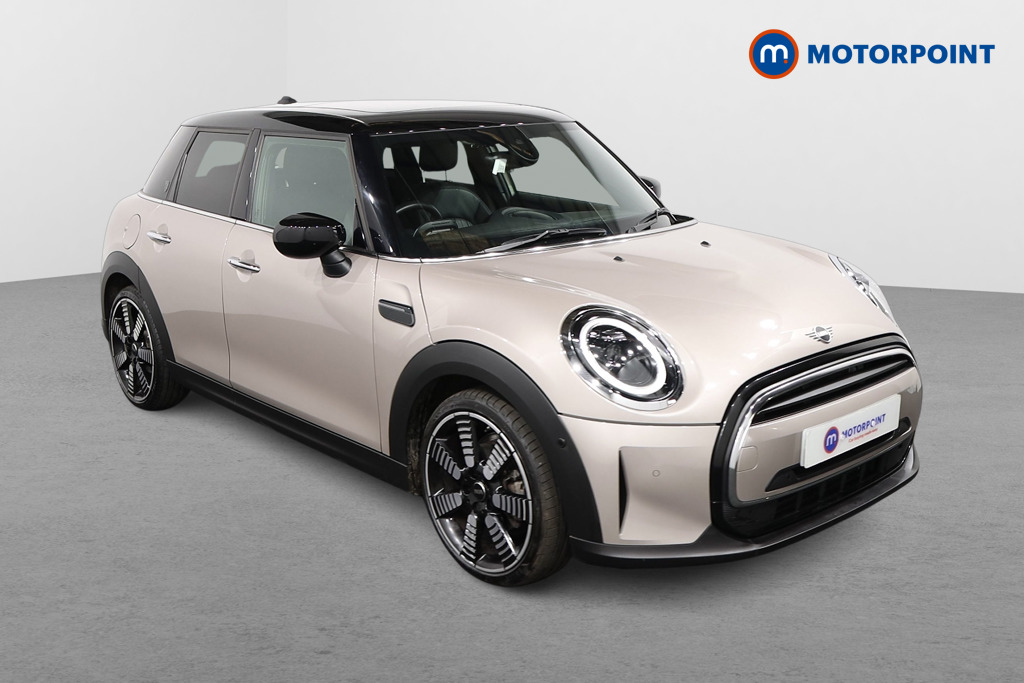 Mini Hatchback Cooper Exclusive Automatic Petrol Hatchback - Stock Number (1599295) - Drivers side front corner