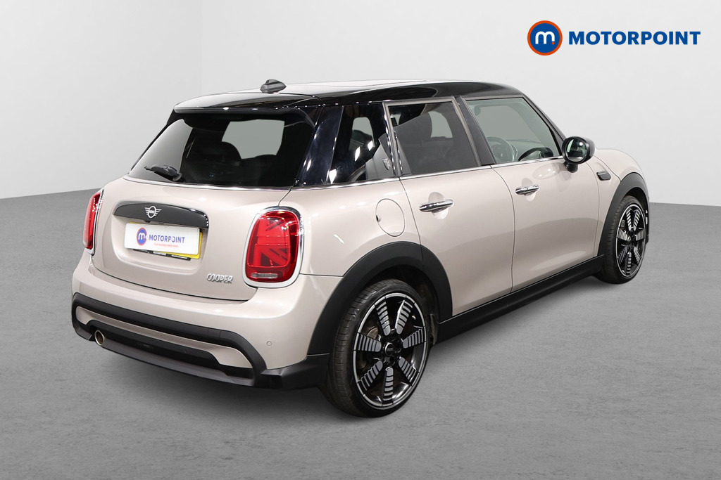 Mini Hatchback Cooper Exclusive Automatic Petrol Hatchback - Stock Number (1599295) - Drivers side rear corner
