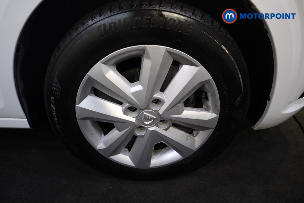 Dacia Sandero Comfort Manual Petrol Hatchback - Stock Number (1599526) - 16th supplementary image