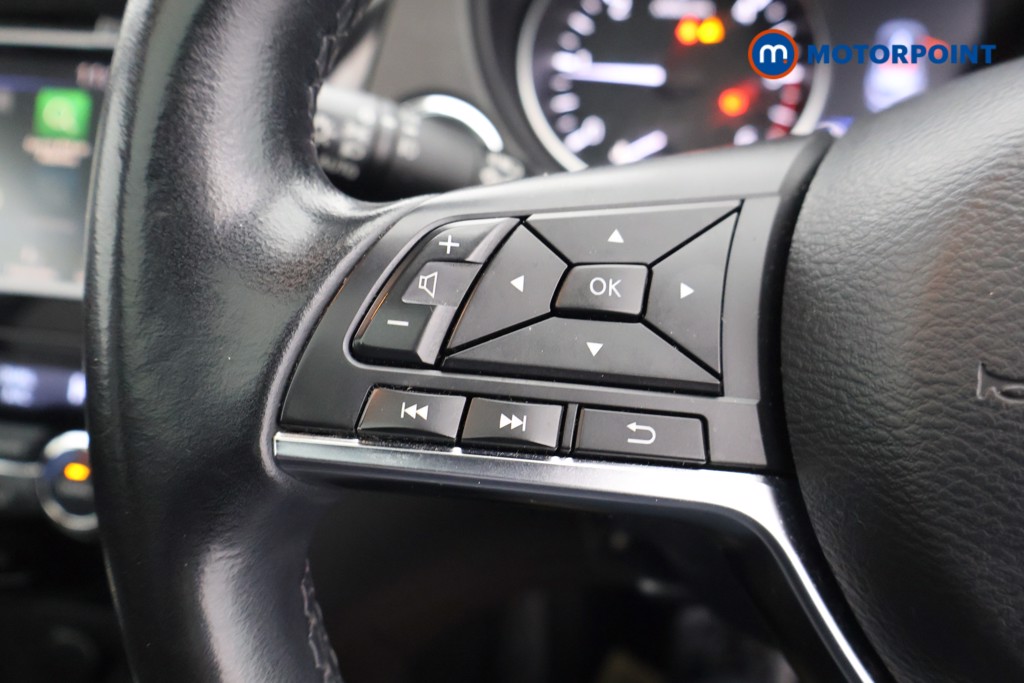 Nissan Qashqai N-Connecta Automatic Diesel SUV - Stock Number (1599554) - 2nd supplementary image