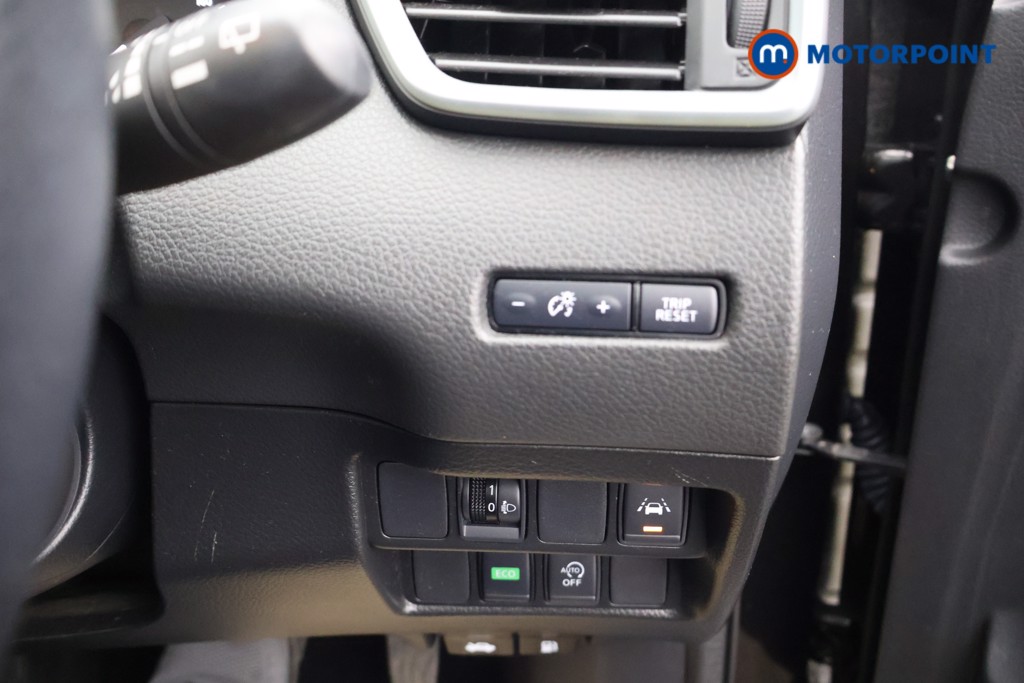Nissan Qashqai N-Connecta Automatic Diesel SUV - Stock Number (1599554) - 7th supplementary image