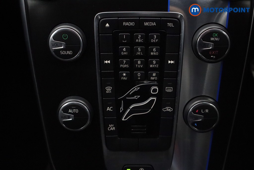 Volvo V40 R Design Manual Petrol Hatchback - Stock Number (1599735) - 4th supplementary image