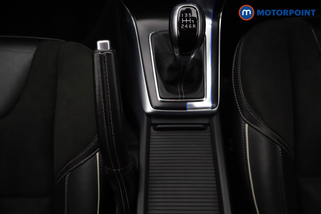 Volvo V40 R Design Manual Petrol Hatchback - Stock Number (1599735) - 5th supplementary image