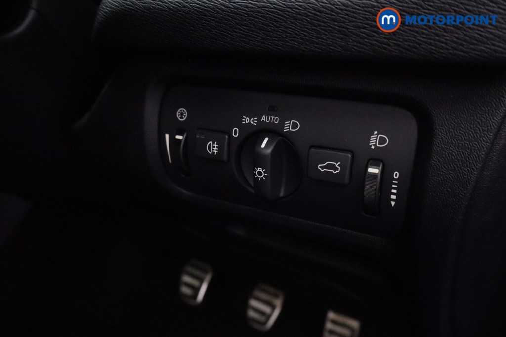 Volvo V40 R Design Manual Petrol Hatchback - Stock Number (1599735) - 15th supplementary image