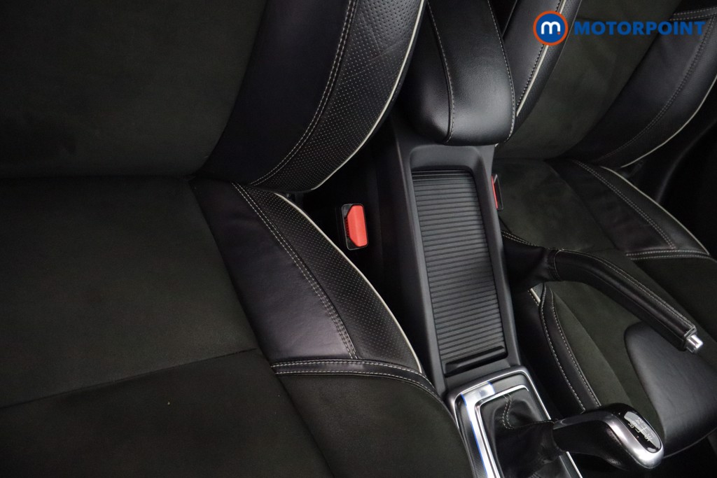 Volvo V40 R Design Manual Petrol Hatchback - Stock Number (1599735) - 16th supplementary image