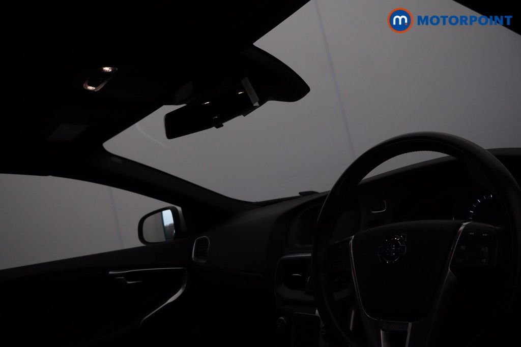 Volvo V40 R Design Manual Petrol Hatchback - Stock Number (1599735) - 17th supplementary image