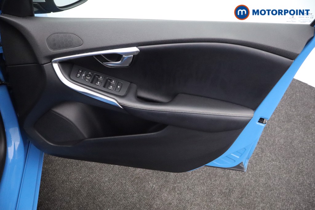 Volvo V40 R Design Manual Petrol Hatchback - Stock Number (1599735) - 18th supplementary image