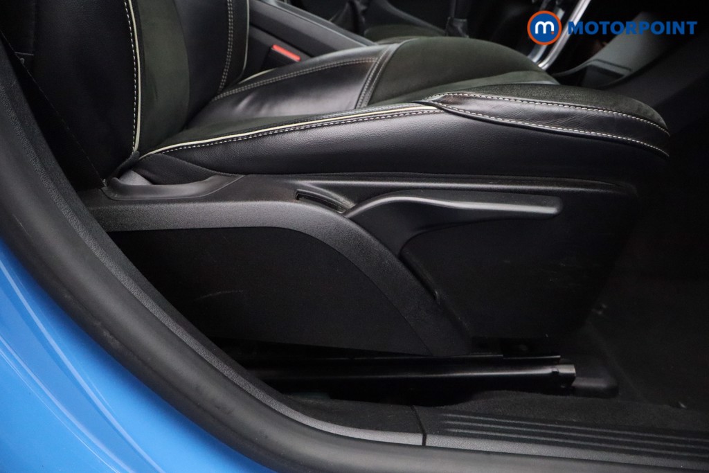 Volvo V40 R Design Manual Petrol Hatchback - Stock Number (1599735) - 20th supplementary image