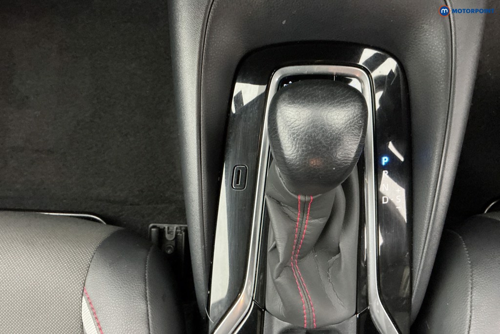 Toyota Corolla Gr Sport Automatic Petrol-Electric Hybrid Hatchback - Stock Number (1599798) - 17th supplementary image