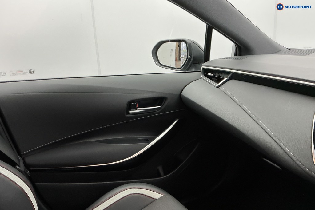 Toyota Corolla Gr Sport Automatic Petrol-Electric Hybrid Hatchback - Stock Number (1599798) - 20th supplementary image