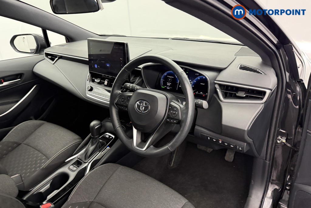 Toyota Corolla Icon Automatic Petrol-Electric Hybrid Estate - Stock Number (1600037) - 4th supplementary image