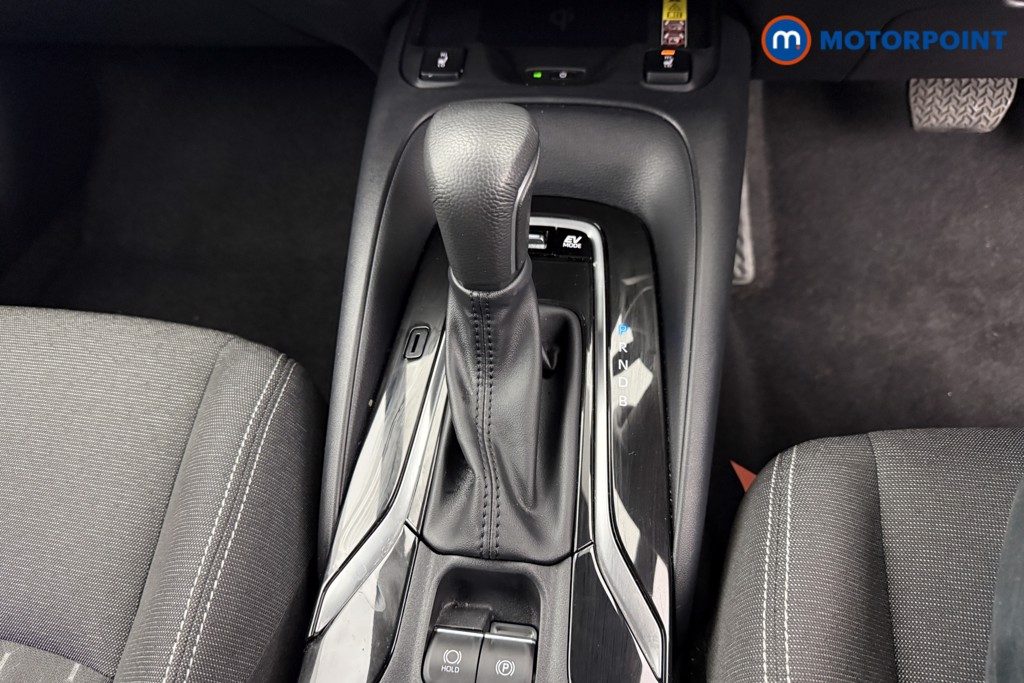 Toyota Corolla Icon Automatic Petrol-Electric Hybrid Estate - Stock Number (1600037) - 12th supplementary image