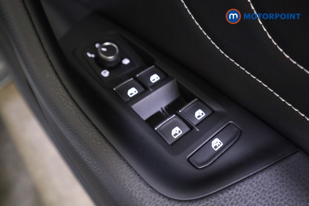 Volkswagen Arteon R-Line Automatic Petrol Hatchback - Stock Number (1600202) - 14th supplementary image