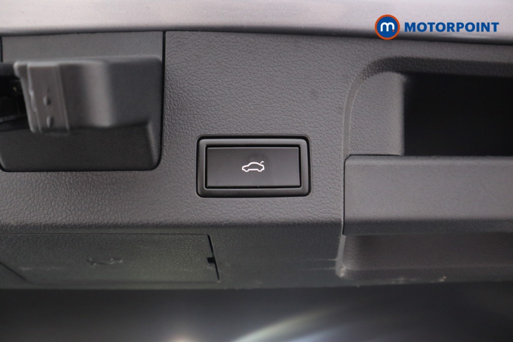 Volkswagen Arteon R-Line Automatic Petrol Hatchback - Stock Number (1600202) - 23rd supplementary image