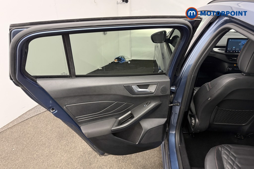 Ford Focus St-Line X Manual Petrol Estate - Stock Number (1600414) - 6th supplementary image