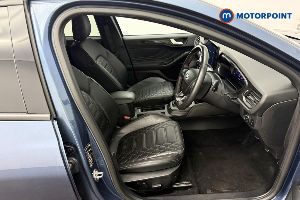 Ford Focus St-Line X Manual Petrol Estate - Stock Number (1600414) - 16th supplementary image