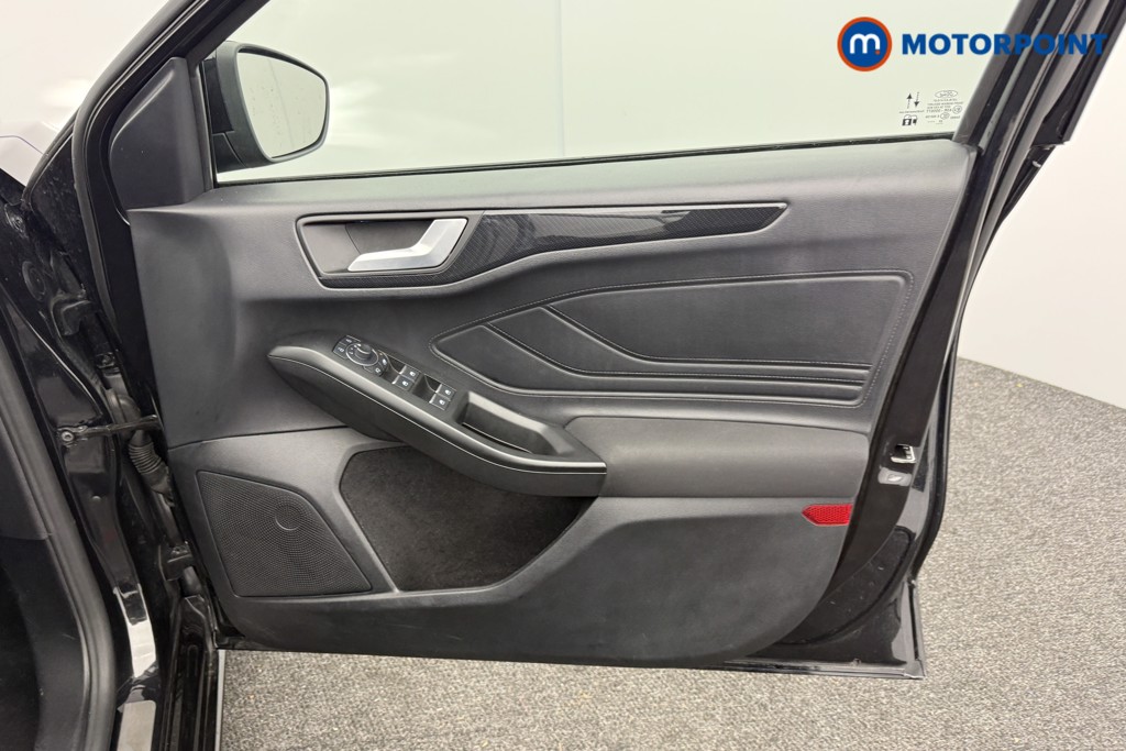 Ford Focus St-Line X Automatic Petrol Hatchback - Stock Number (1600539) - 16th supplementary image