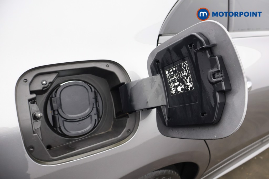 Mercedes-Benz CLA Amg Line Automatic Petrol Plug-In Hybrid Coupe - Stock Number (1600739) - 32nd supplementary image