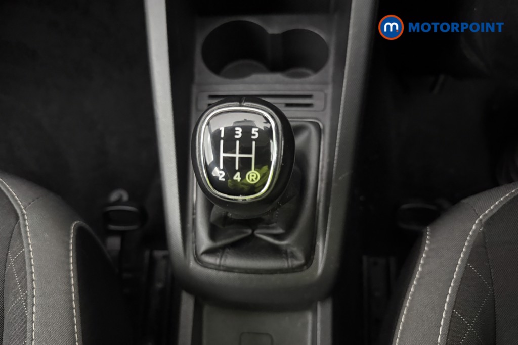 Skoda Fabia Colour Edition Manual Petrol Hatchback - Stock Number (1600910) - 21st supplementary image