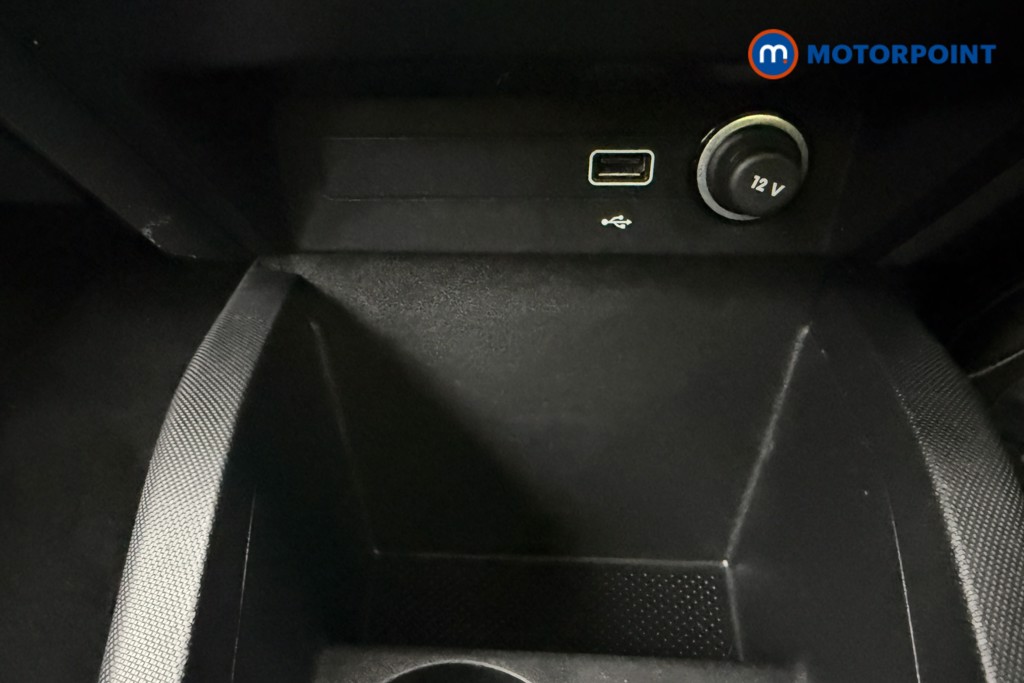 Skoda Fabia Colour Edition Manual Petrol Hatchback - Stock Number (1600910) - 23rd supplementary image