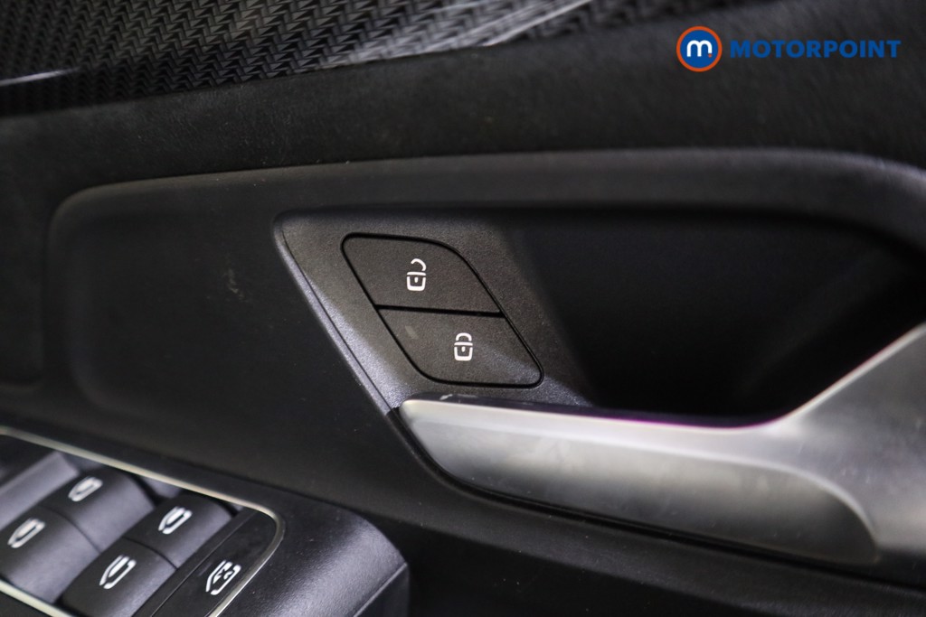 Mercedes-Benz B Class Amg Line Automatic Petrol Hatchback - Stock Number (1601131) - 13th supplementary image