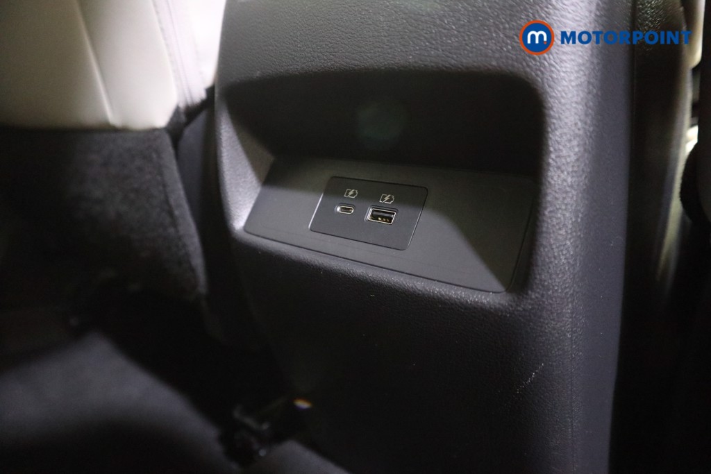 Nissan Qashqai Tekna Manual Petrol SUV - Stock Number (1601198) - 18th supplementary image