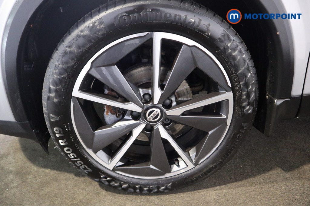 Nissan Qashqai Tekna Manual Petrol SUV - Stock Number (1601198) - 24th supplementary image