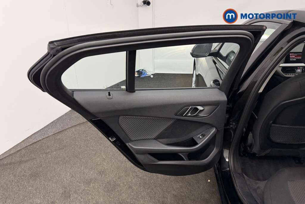 BMW 1 Series SE Automatic Petrol Hatchback - Stock Number (1601348) - 7th supplementary image