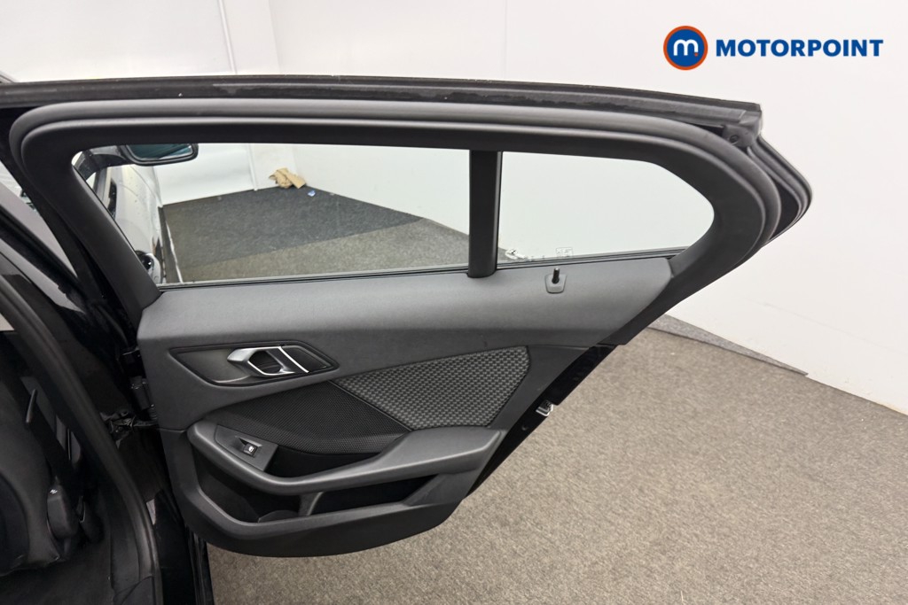 BMW 1 Series SE Automatic Petrol Hatchback - Stock Number (1601348) - 15th supplementary image