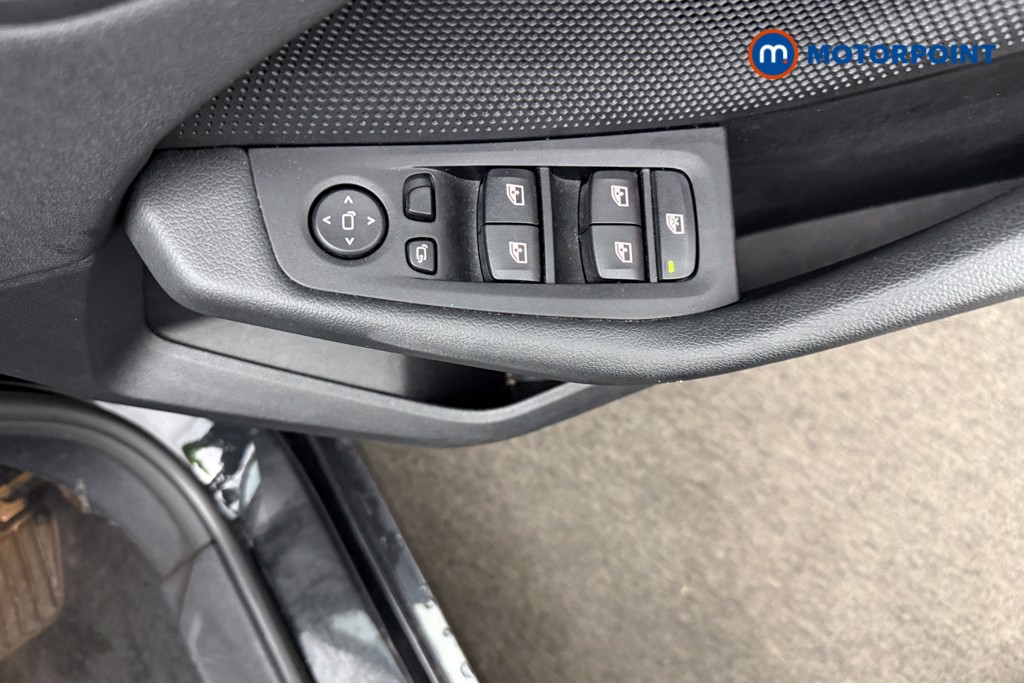 BMW 1 Series SE Automatic Petrol Hatchback - Stock Number (1601348) - 19th supplementary image