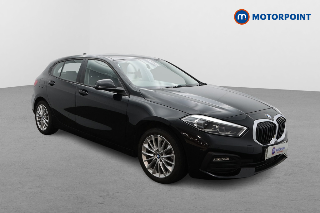 BMW 1 Series SE Automatic Petrol Hatchback - Stock Number (1601348) - Drivers side front corner