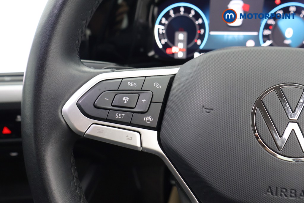 Volkswagen Golf Life Automatic Petrol Hatchback - Stock Number (1601391) - 2nd supplementary image