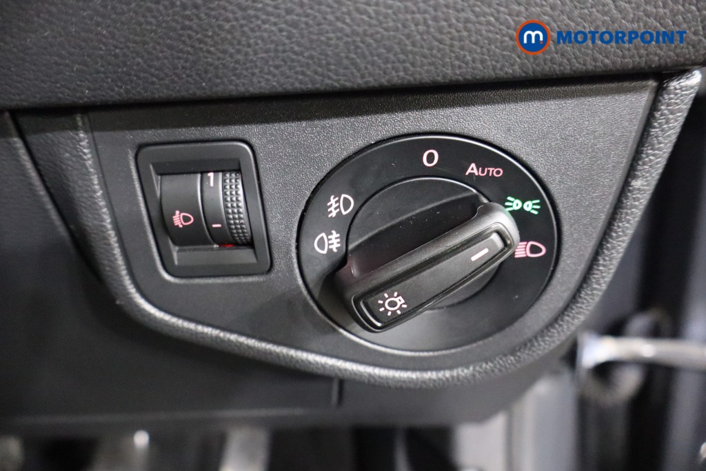 Volkswagen Polo Match Manual Petrol Hatchback - Stock Number (1601740) - 17th supplementary image