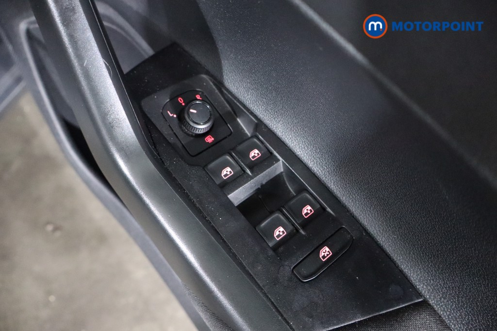 Volkswagen Polo Match Manual Petrol Hatchback - Stock Number (1601740) - 18th supplementary image