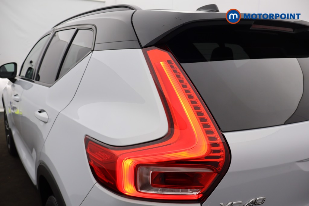 Volvo Xc40 R Design Manual Petrol SUV - Stock Number (1602110) - 23rd supplementary image