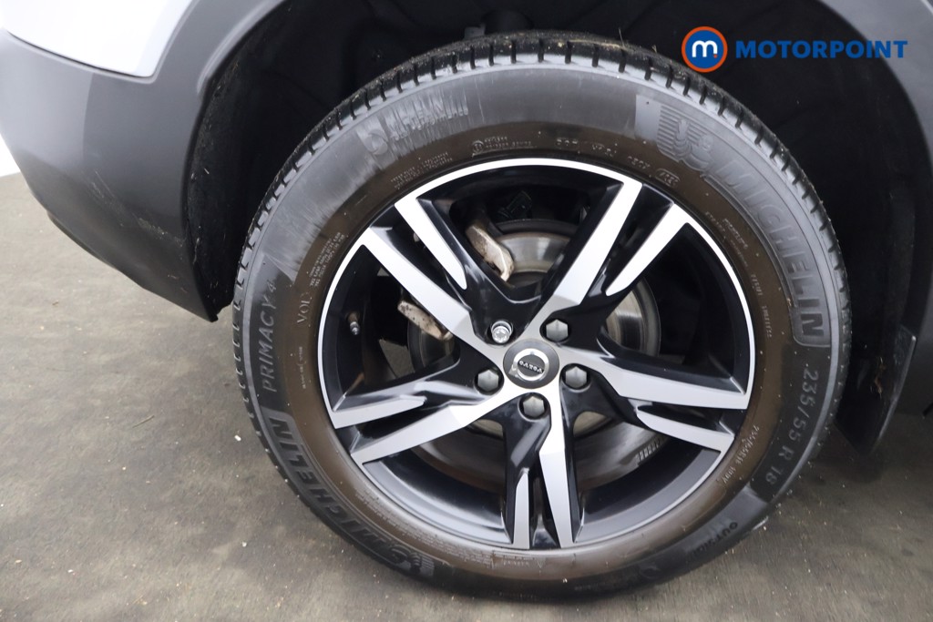 Volvo Xc40 R Design Manual Petrol SUV - Stock Number (1602110) - 26th supplementary image