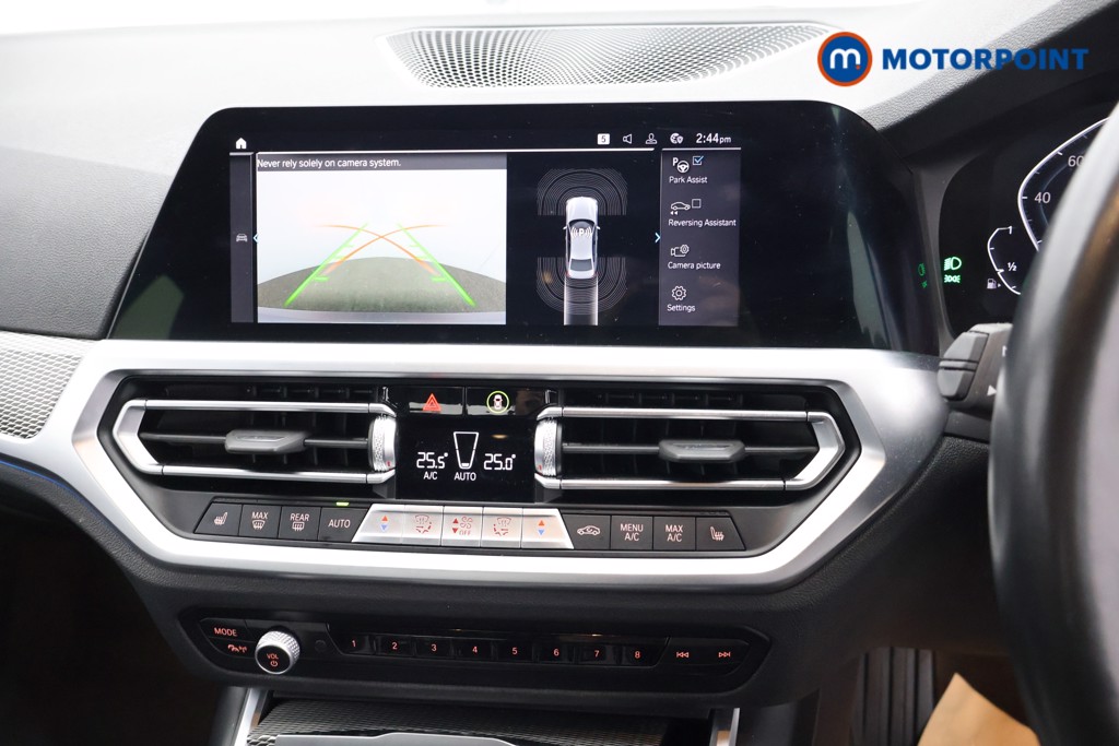 BMW 3 Series M Sport Automatic Petrol Plug-In Hybrid Saloon - Stock Number (1602155) - 10th supplementary image