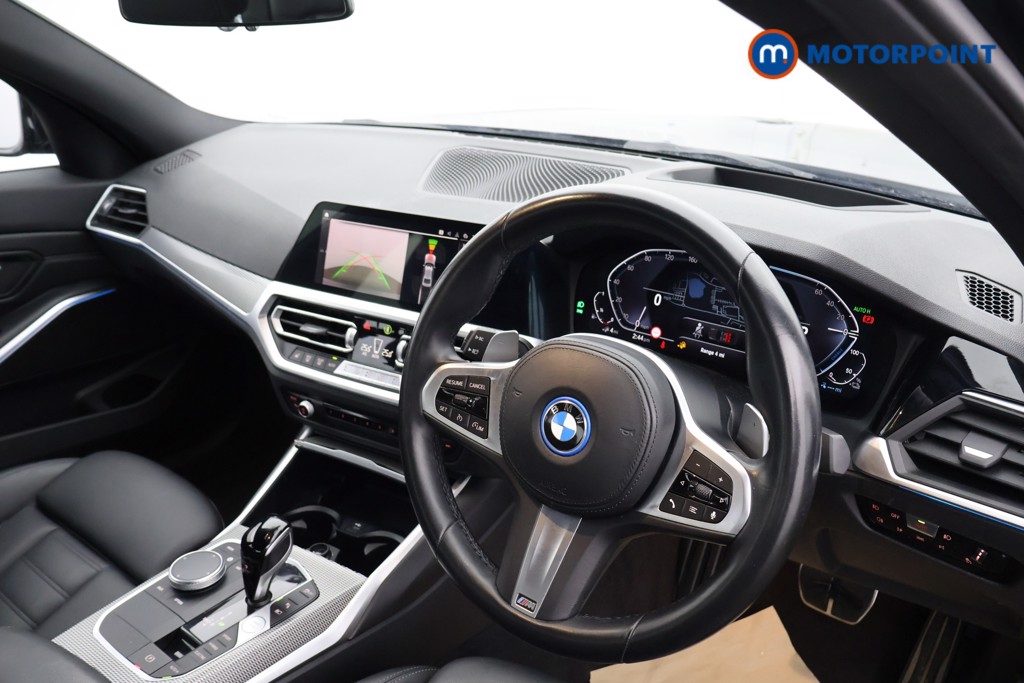 BMW 3 Series M Sport Automatic Petrol Plug-In Hybrid Saloon - Stock Number (1602155) - 14th supplementary image