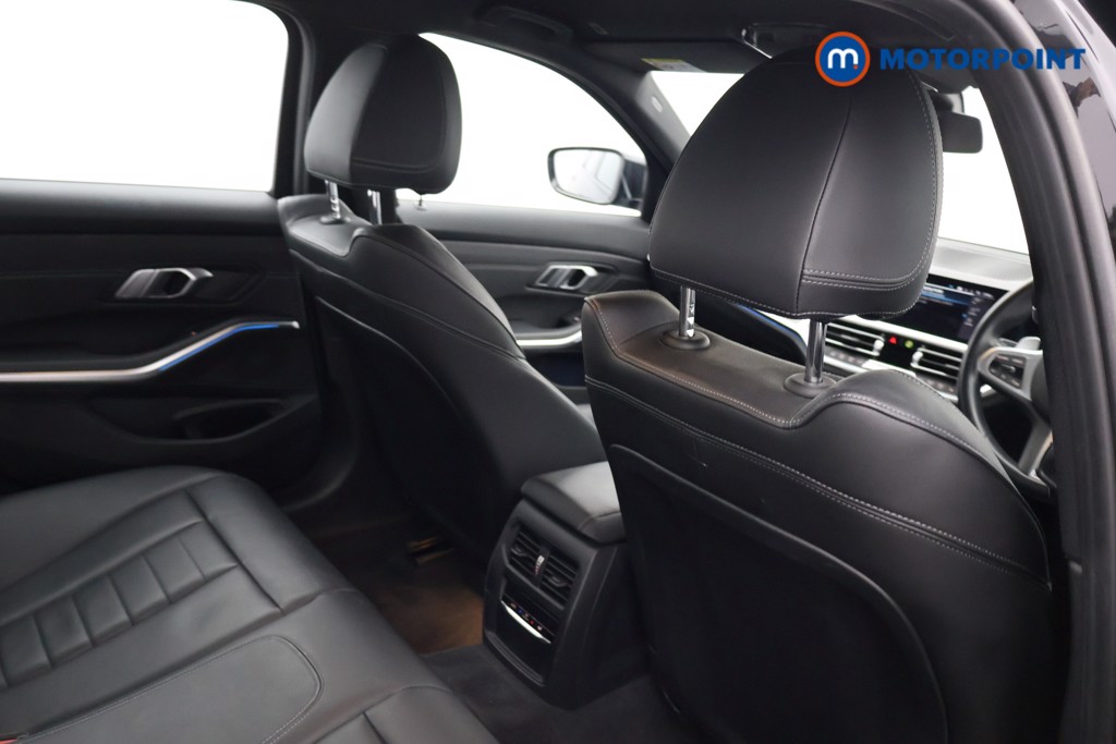 BMW 3 Series M Sport Automatic Petrol Plug-In Hybrid Saloon - Stock Number (1602155) - 17th supplementary image