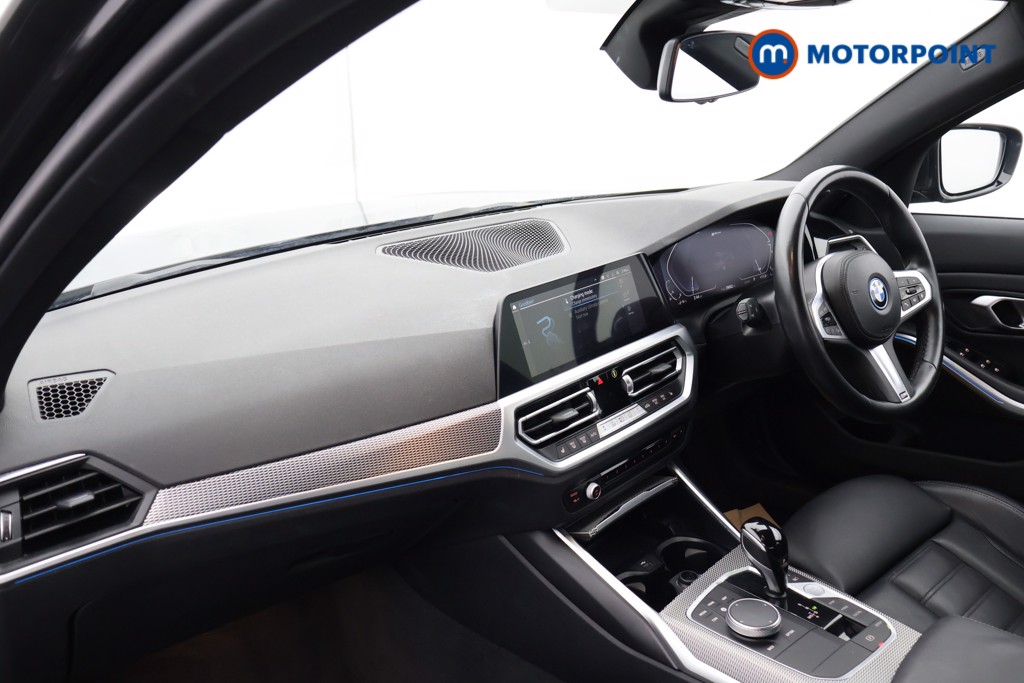 BMW 3 Series M Sport Automatic Petrol Plug-In Hybrid Saloon - Stock Number (1602155) - 19th supplementary image