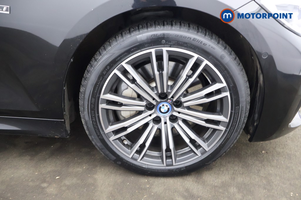 BMW 3 Series M Sport Automatic Petrol Plug-In Hybrid Saloon - Stock Number (1602155) - 25th supplementary image
