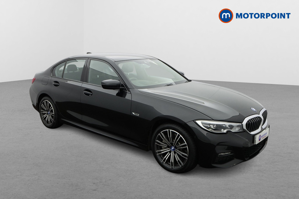 BMW 3 Series M Sport Automatic Petrol Plug-In Hybrid Saloon - Stock Number (1602155) - Drivers side front corner