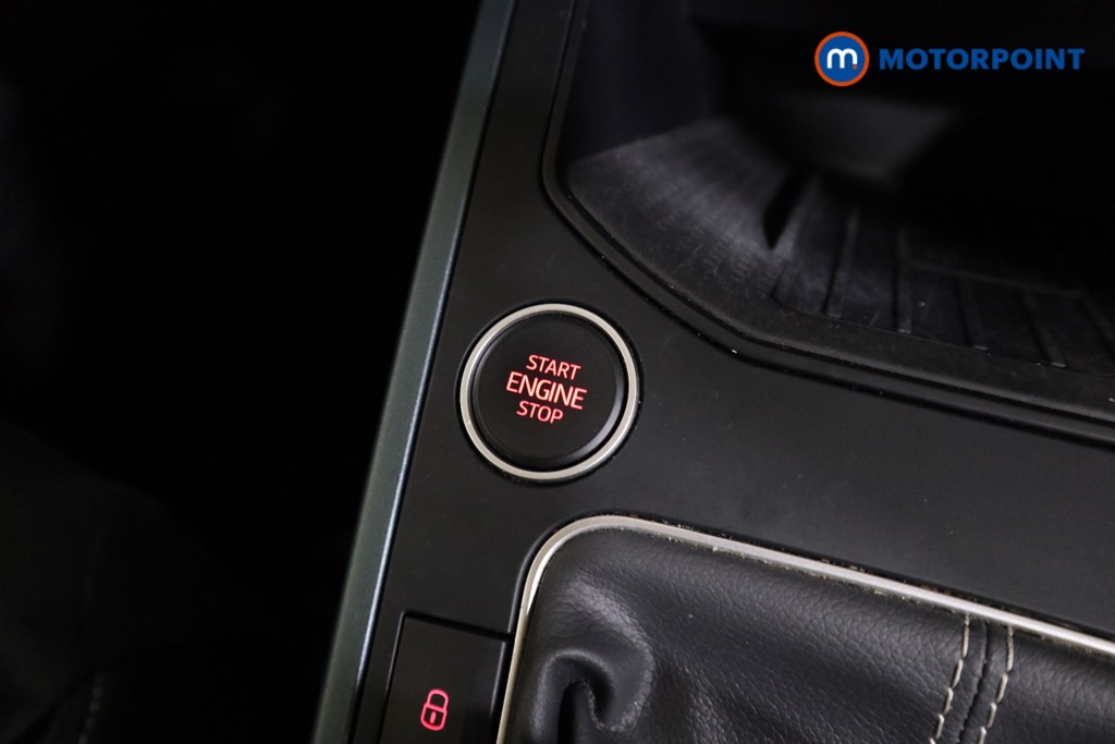 Seat Arona Xperience Lux Manual Petrol SUV - Stock Number (1602157) - 9th supplementary image
