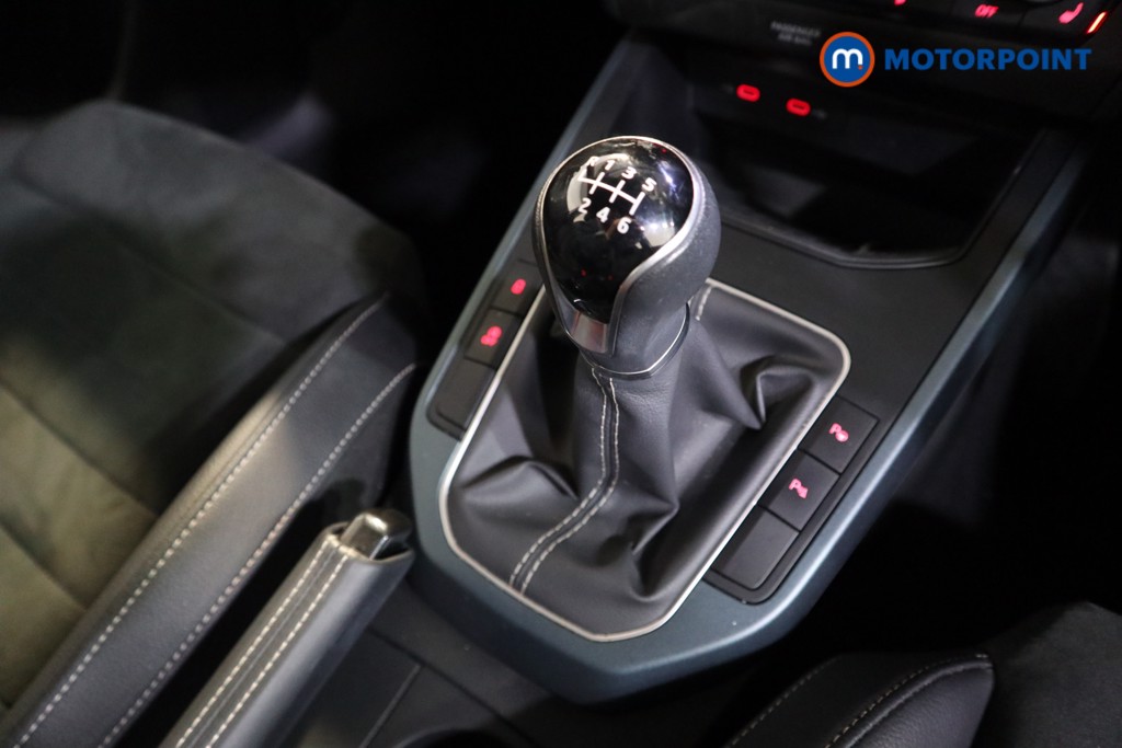 Seat Arona Xperience Lux Manual Petrol SUV - Stock Number (1602157) - 12th supplementary image