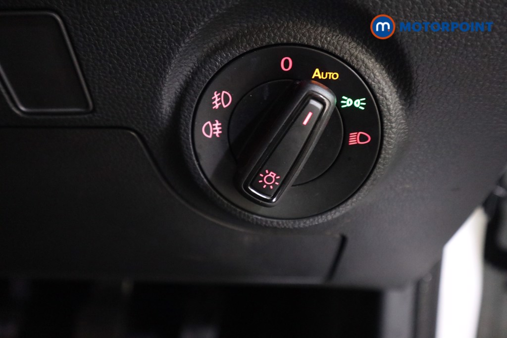 Seat Arona Xperience Lux Manual Petrol SUV - Stock Number (1602157) - 13th supplementary image