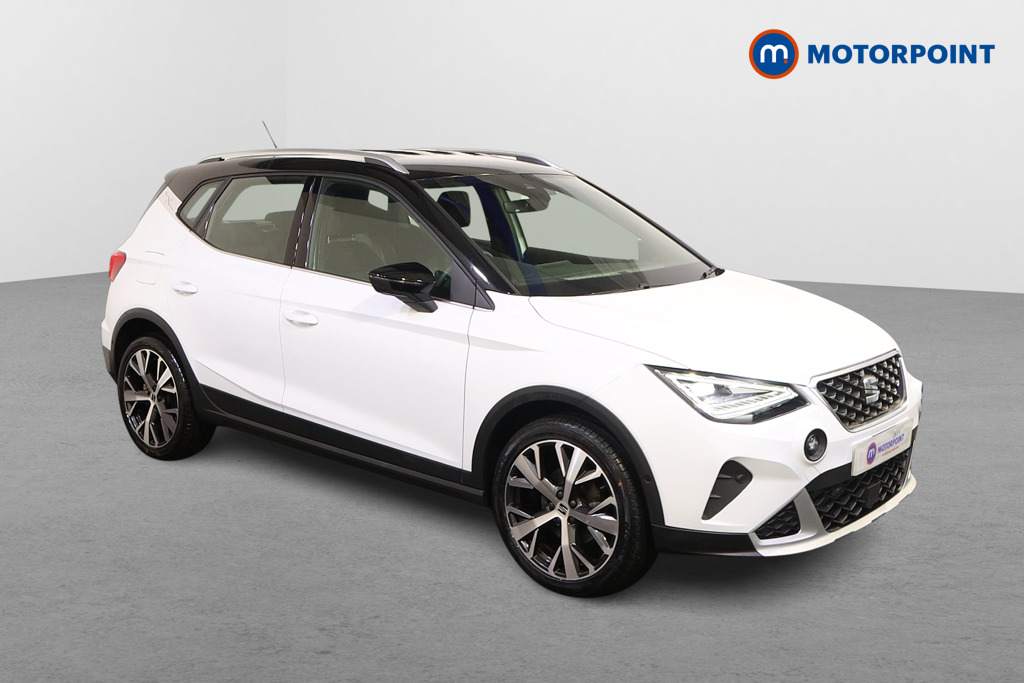 Seat Arona Xperience Lux Manual Petrol SUV - Stock Number (1602157) - Drivers side front corner