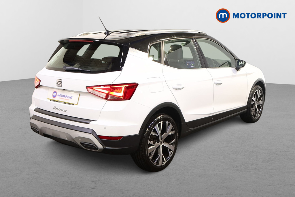 Seat Arona Xperience Lux Manual Petrol SUV - Stock Number (1602157) - Drivers side rear corner