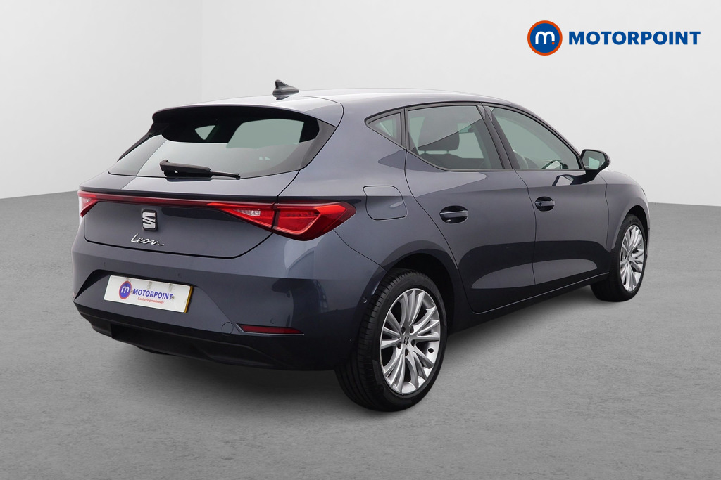 Seat Leon Se Dynamic Manual Petrol Hatchback - Stock Number (1602235) - Drivers side rear corner