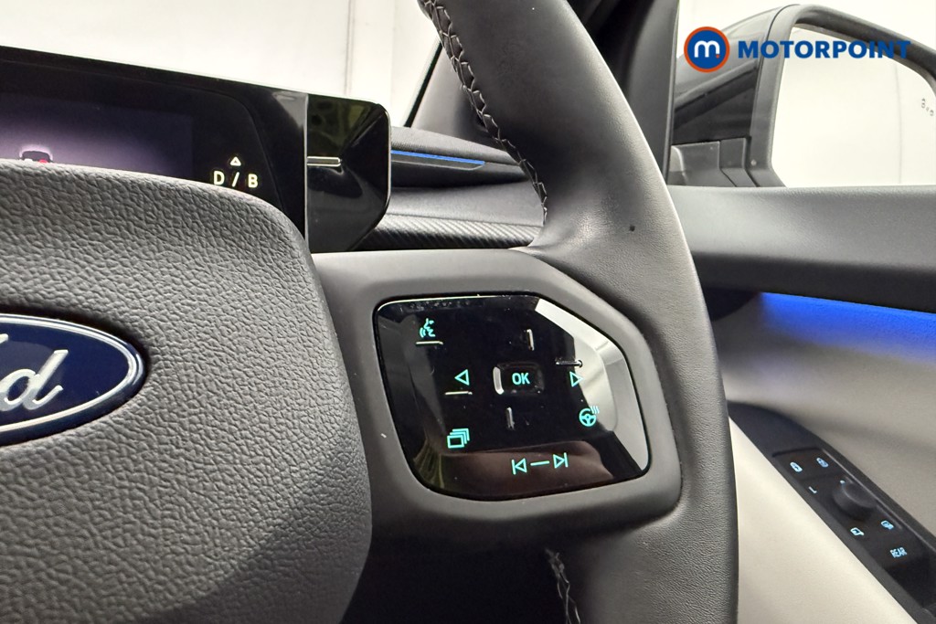 Ford Explorer Premium Automatic Electric SUV - Stock Number (1602329) - 9th supplementary image